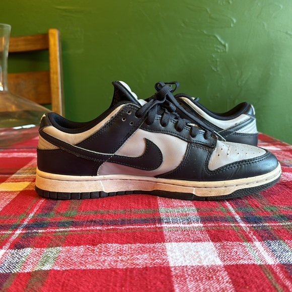 Nike Dunks - Picture 2 of 3